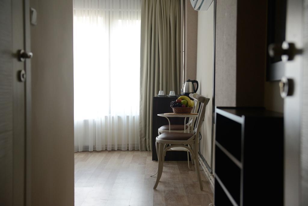 Royalist Tophane Istanbul Room photo
